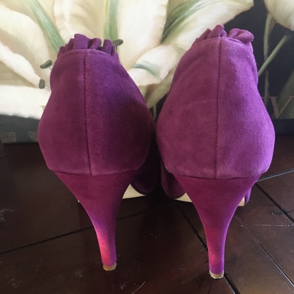 Super fun flirty party heels 👠 - Picture 4 of 7